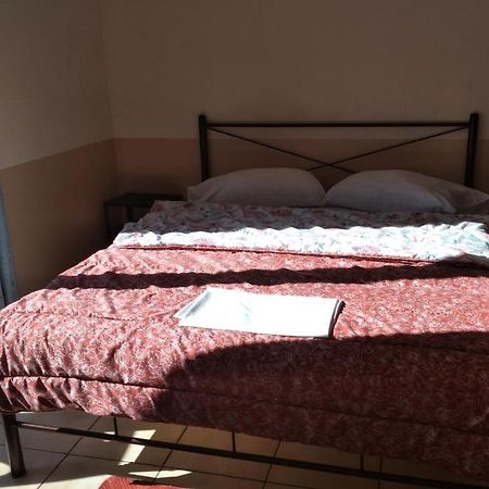 San Remo Hostel Атина Екстериор снимка
