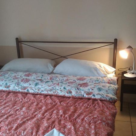 San Remo Hostel Атина Екстериор снимка